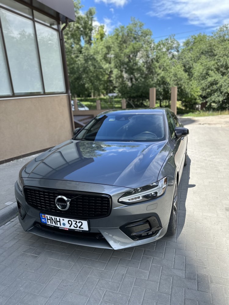   Volvo S90, 2020